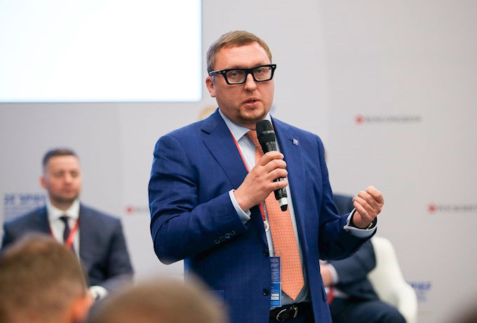 Сергей Бекренев («ЕЮС»). Фото: ТАСС /  Виктория Ламзина Сергей Бекренев («ЕЮС»). Фото: ТАСС /  Виктория Ламзина